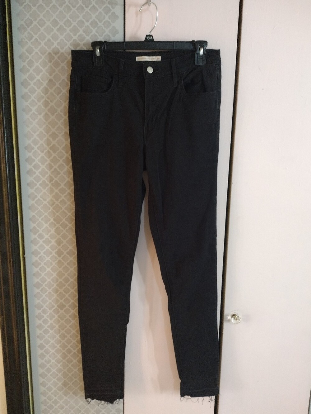 Levi's Black Women's Skinny Jeans - High-Rise Stretch